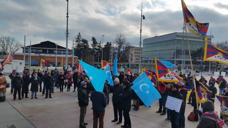 流亡藏人于日内瓦联合国抗议中共打压西藏人权