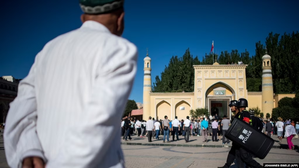 新疆清真寺旅游视频引发维吾尔人权活动人士的批评