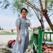 发布“白纸运动”视频 新疆女大学生被判“宣扬极端主义罪”